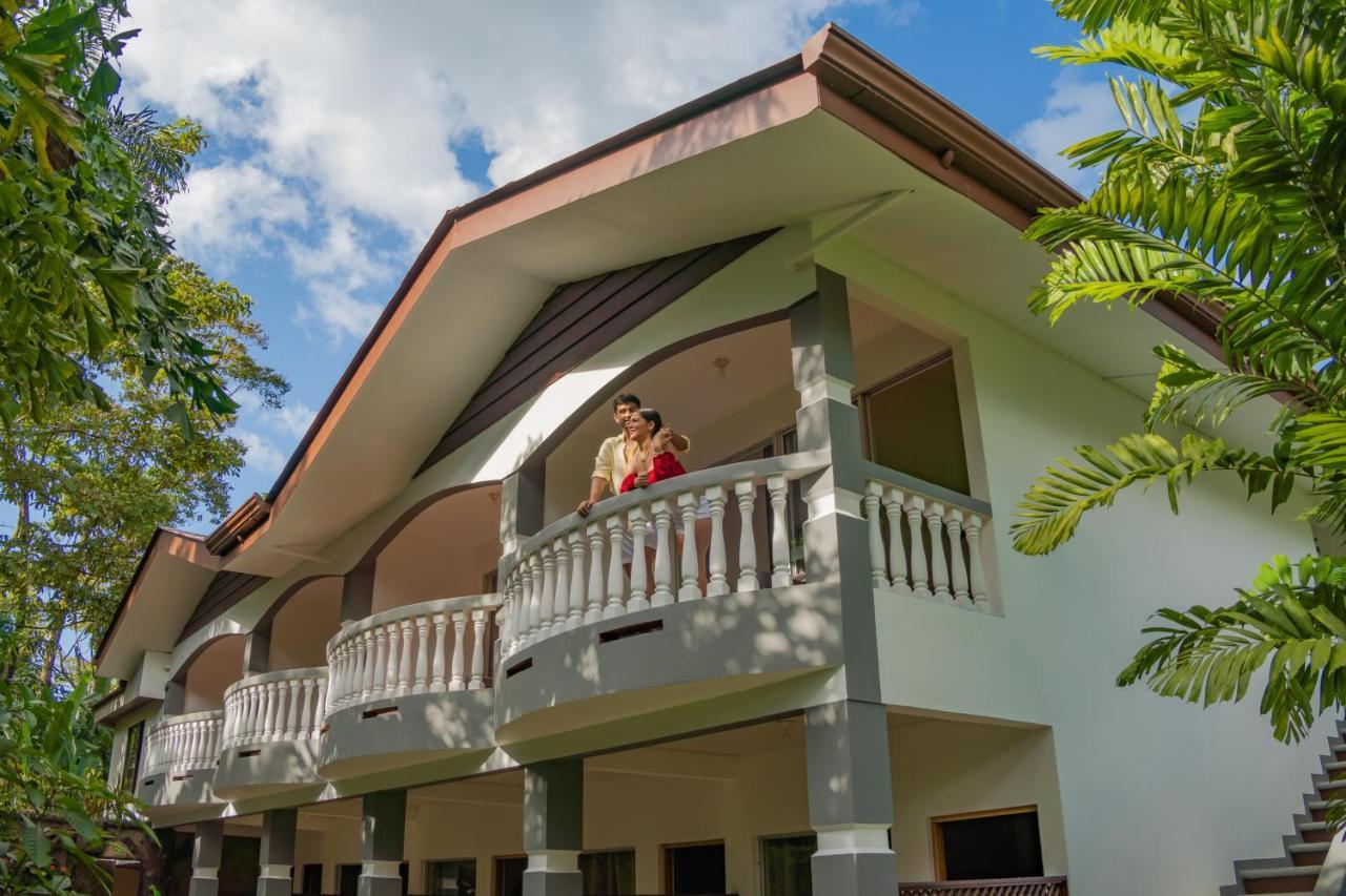 Hotel Sierra Arenal La Fortuna Exterior photo