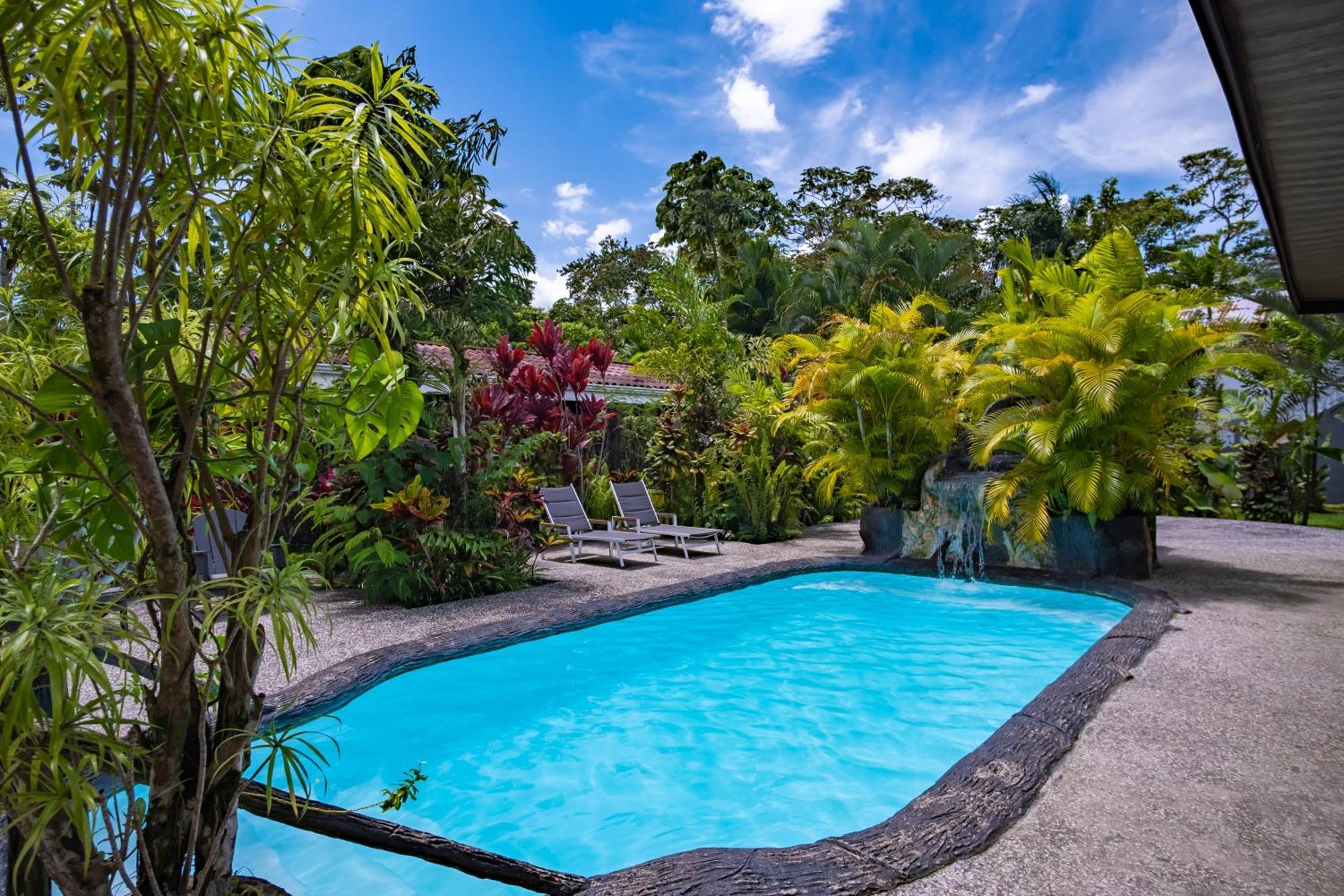 Hotel Sierra Arenal La Fortuna Exterior photo