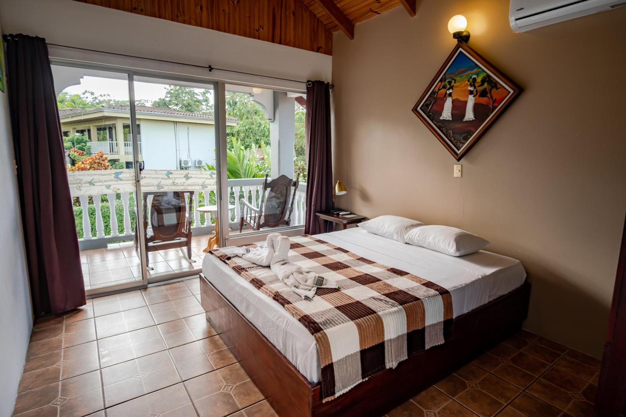 Hotel Sierra Arenal La Fortuna Exterior photo